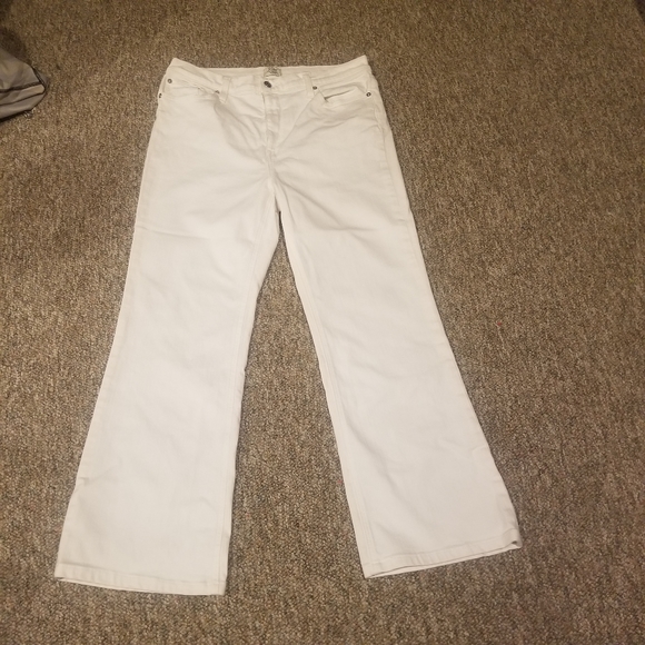 J. Crew Ashbury Flare  White Jeans Size 32P. NWOT - Picture 13 of 13